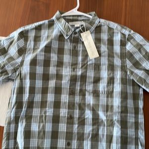 Kelly Slaters brand Outerknown. awesome brand. short sleeve button down